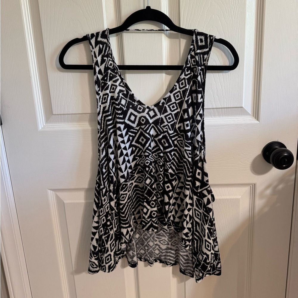 Black and White Geometric Tank Top